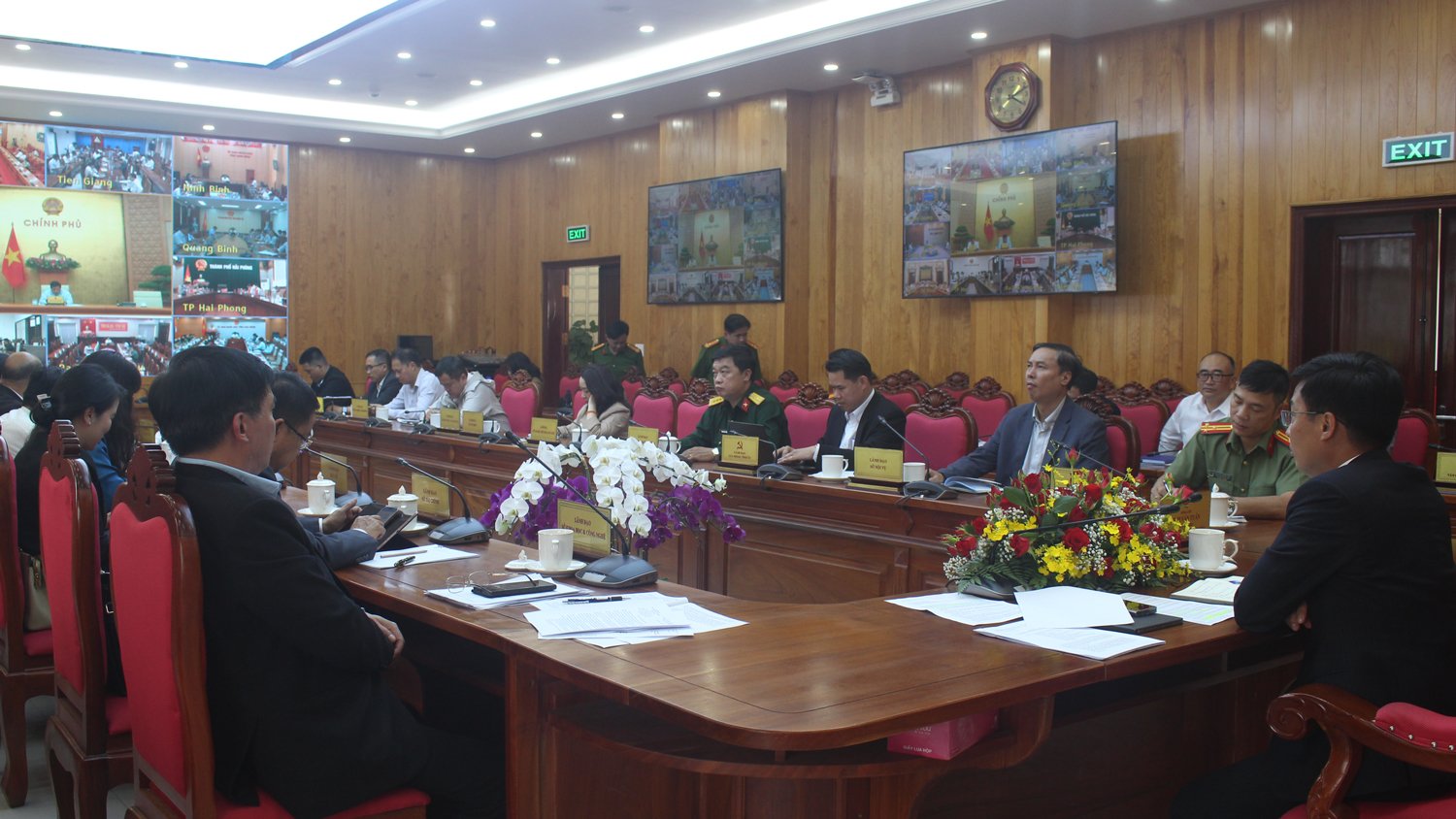 Các đại biểu điểm cầu Lâm Đồng dự cuộc họp