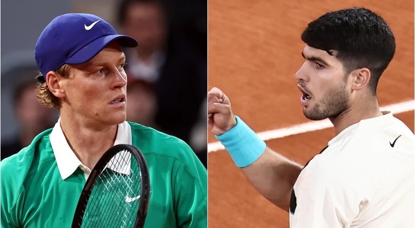 Jannik Sinner trifft im Finale von Roland Garros 2025 auf Carlos Alcaraz.