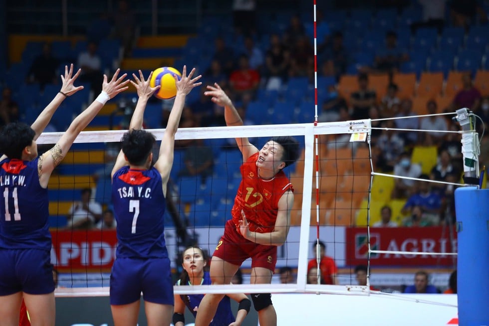 Bảng xếp hạng giải bóng chuyền VTV Cup mới nhất: Tình cảnh trái ngược đội chủ nhà- Ảnh 1.