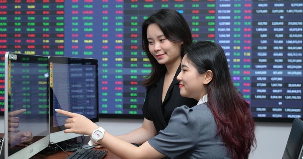 សប្តាហ៍ទីផ្សារភាគហ៊ុន 6/30 – 7/4: VN-Index បានកើនឡើងជាវិជ្ជមាន ប៉ុន្តែមានភាពខុសប្លែកគ្នាយ៉ាងខ្លាំង