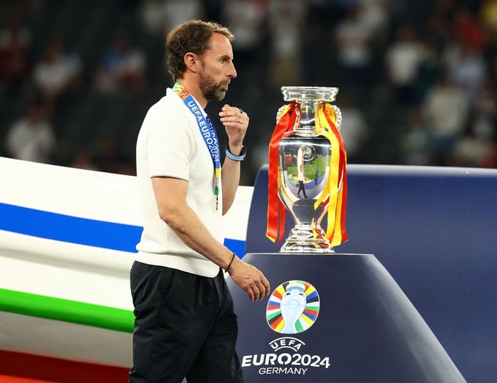 Hoàng gia Anh phong tước Hiệp sĩ cho HLV Gareth Southgate - Ảnh 2.