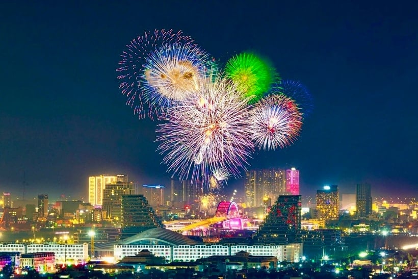 Chương trình nghệ thuật và bắn pháo hoa mừng hợp nhất Hải Dương - Hải Phòng