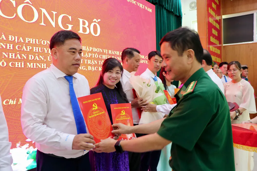 f62a735815cca292fbdd.jpg