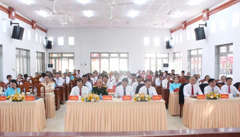 Công bố quyết định tổ chức, sáp nhập, thành lập Đảng bộ xã Trừ Văn Thố