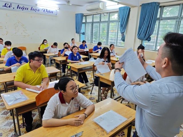 Để kỳ thi tốt nghiệp THPT công bằng và hiệu quả hơn - Ảnh 1.
