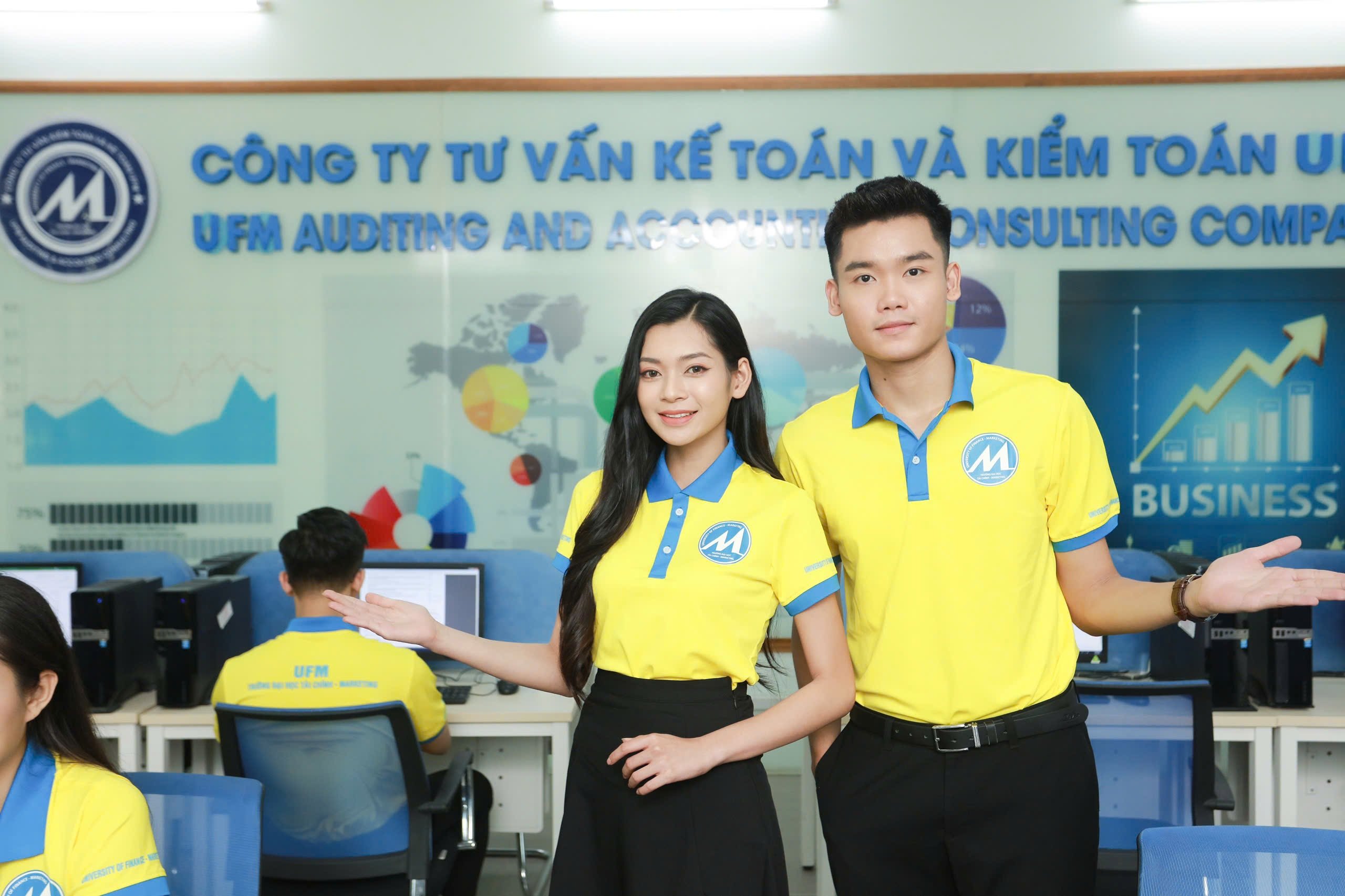Hai hoa hậu đăng quang trong 2 ngày, cùng học một trường đại học - 9