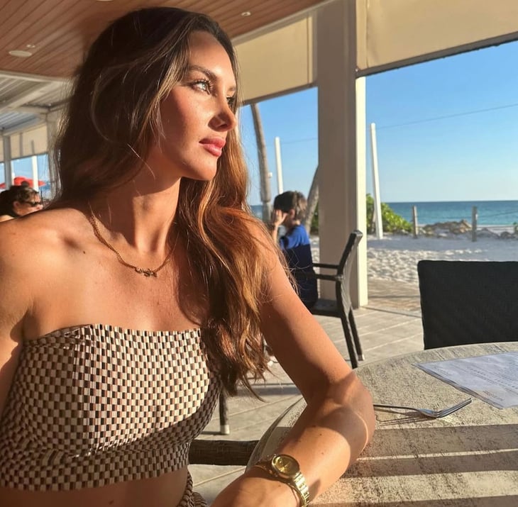 Đối thủ của Sabalenka gây sốt về nhan sắc tại Wimbledon 2025 - Ảnh 4.