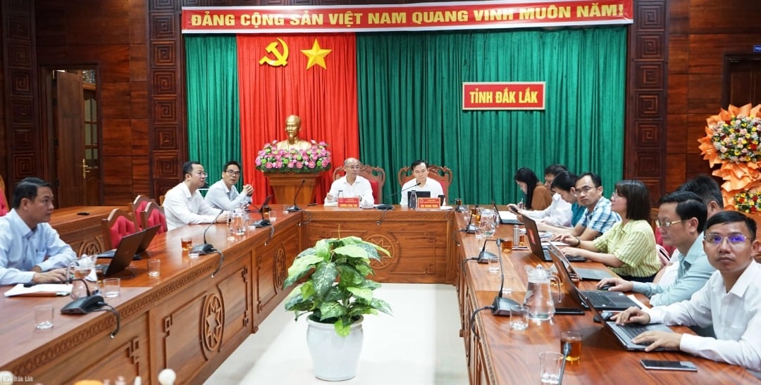 Đại biểu tham dự hội nghị tại điểm cầu Đắk Lắk.