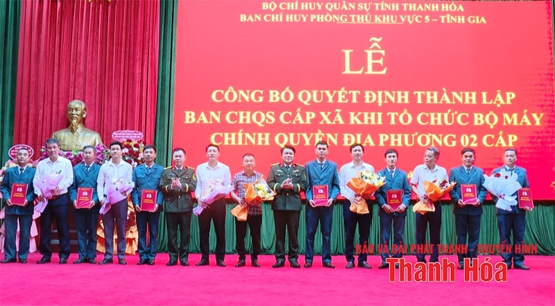 The Provincial Military Command announced the establishment of the Commune Military Command.