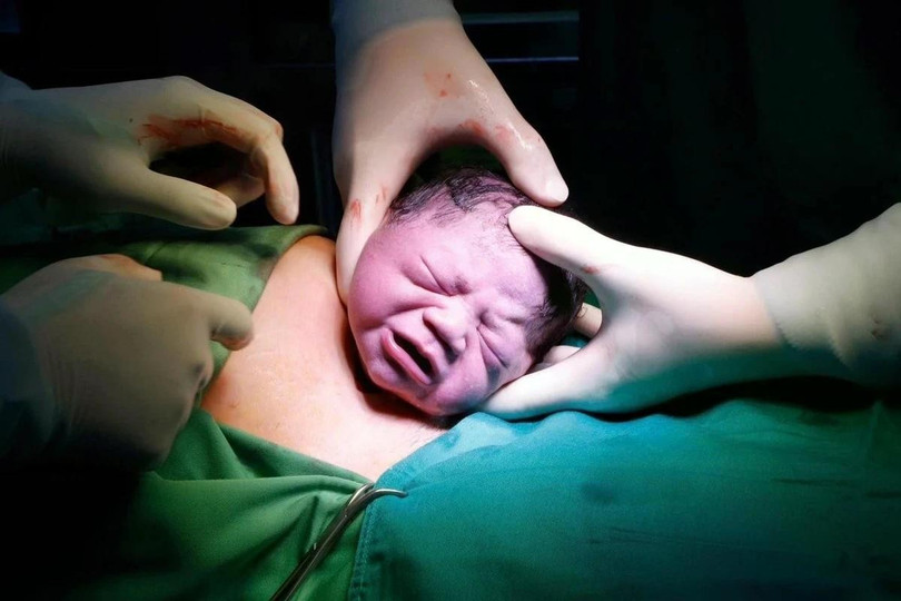Pháp luật Việt Nam nghiêm cấm mọi hành vi lựa chọn giới tính thai nhi và có quy định xử phạt nghiêm minh đối với vi phạm. Ảnh: Bệnh viện Phụ sản Hà Nội.