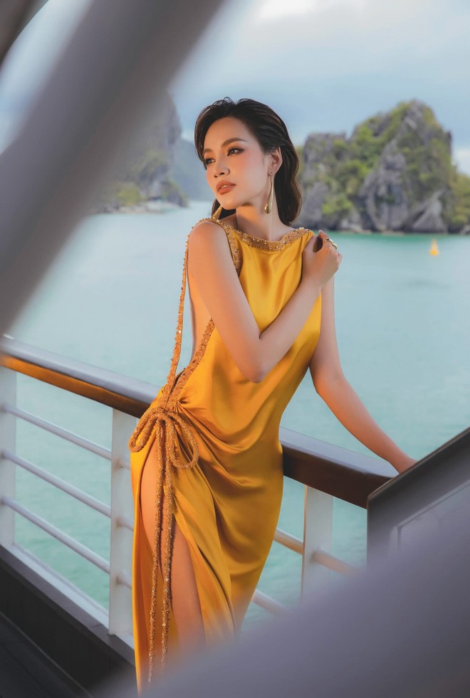 Hoa hậu Lê Hoàng Phương hóa "nàng thơ" của NTK Lê Thanh Hòa - Ảnh 14.