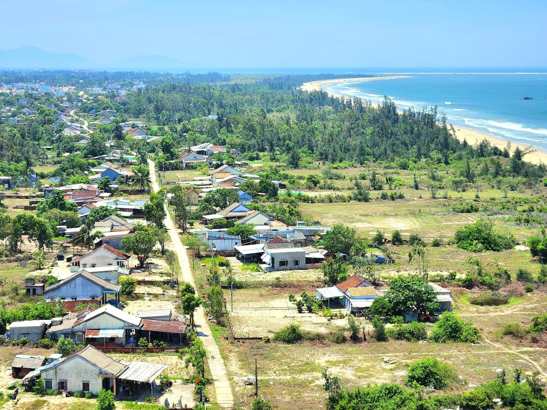 Coastal area of ​​Duy Xuyen district. Illustration photo: Q.T