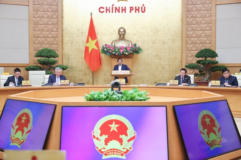 Tình hình kinh tế  xã hội tiếp tục chuyển biến tích cực