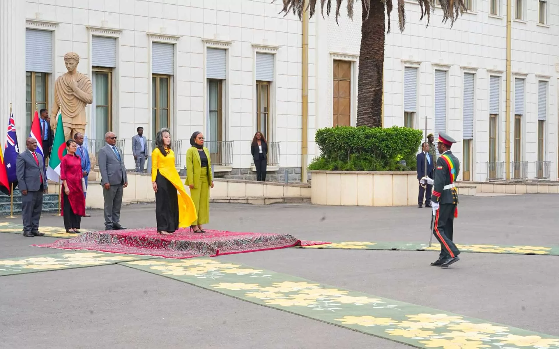 Đại sứ Vũ Thanh Huyền trình Thư ủy nhiệm lên Tổng thống Ethiopia Taye Atske Selassie