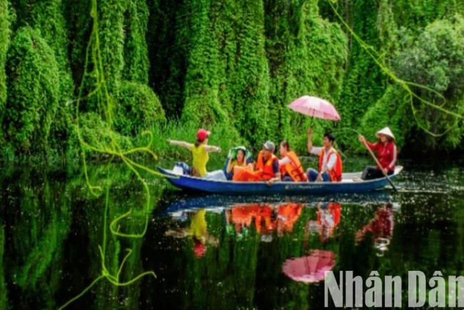Long An xây dựng hình ảnh &quot;Du lịch an toàn, hấp dẫn&quot; - Ảnh 1.