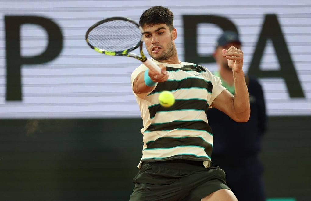 Alcaraz thăng hoa rực rỡ, tiến vào bán kết Roland Garros - 1