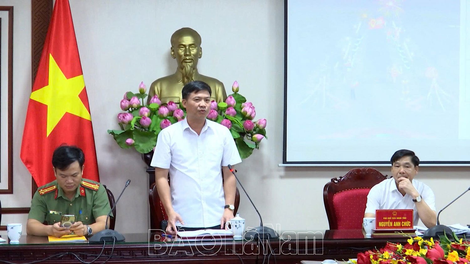 Phối hợp thực hiện các chương trình nghệ thuật tại Quảng trường Trống Đọi Tam