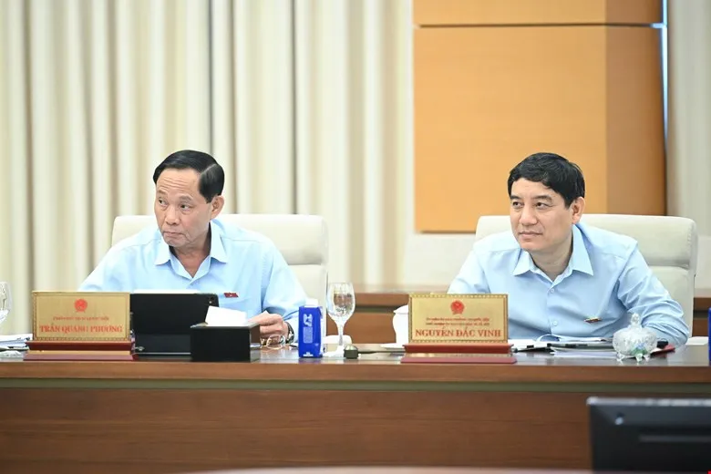 Dự 4b.jpg