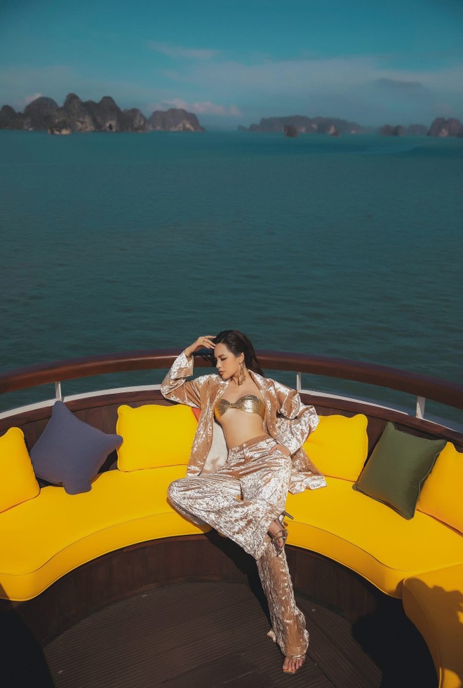 Hoa hậu Lê Hoàng Phương hóa "nàng thơ" của NTK Lê Thanh Hòa - Ảnh 10.