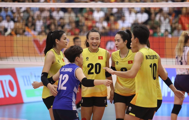 'Cỗ máy ghi điểm' Bích Tuyền báo tin không vui trước thềm giải AVC Nations Cup- Ảnh 2.