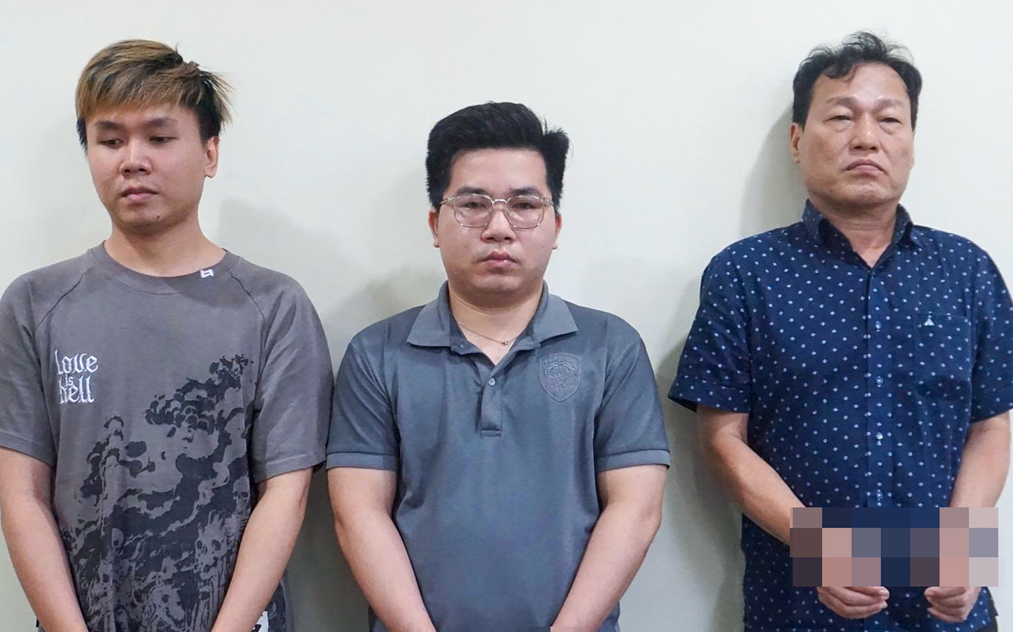 xuyên tạc - Ảnh 1.