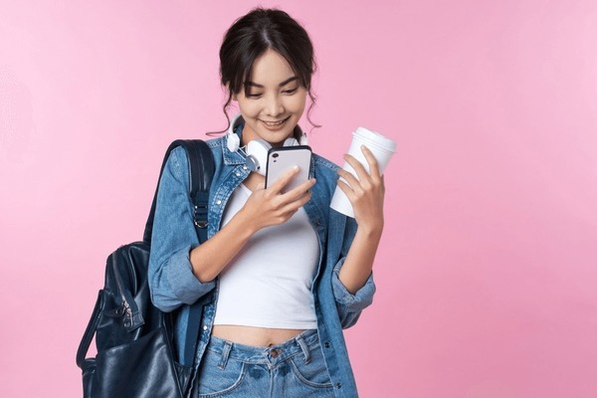 Nữ sinh khủng hoảng vì ảnh cá nhân bỗng nhiên lên web khiêu dâm - 1