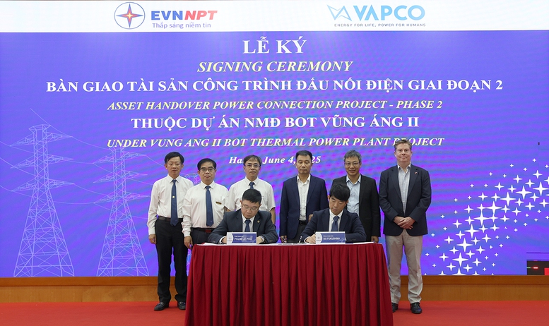 EVNNPT tiếp nhận tài sản - Công trình đấu nối điện thuộc dự án Nhà máy nhiệt điện BOT Vũng Áng II- Ảnh 1.
