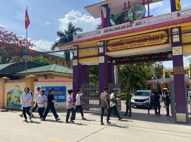 Nghệ An: Đình chỉ một giám thị vì phát ngôn ‘coi thường học sinh’- Ảnh 1.