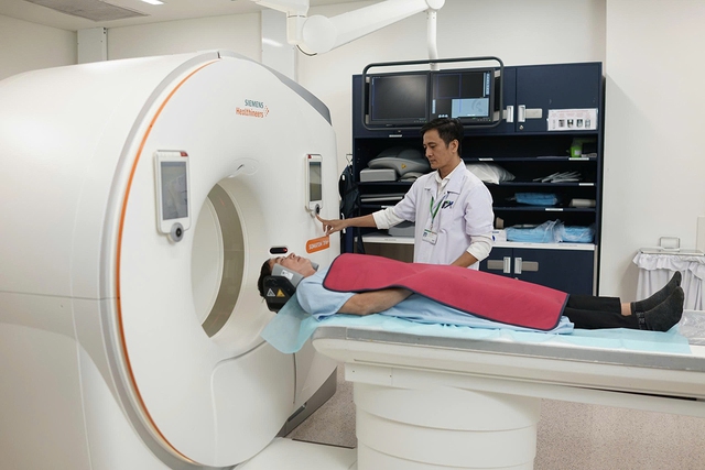 Giảm nỗi lo tài chính với chương trình trả góp dịch vụ y tế tại FV - Ảnh 4.