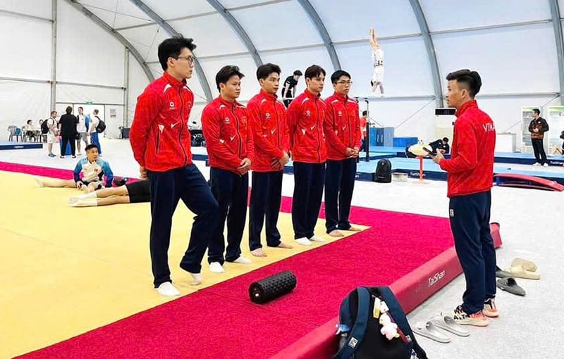 Đội tuyển Thể dục dụng cụ Việt Nam tham dự giải vô địch châu Á 2025 - Ảnh 1.