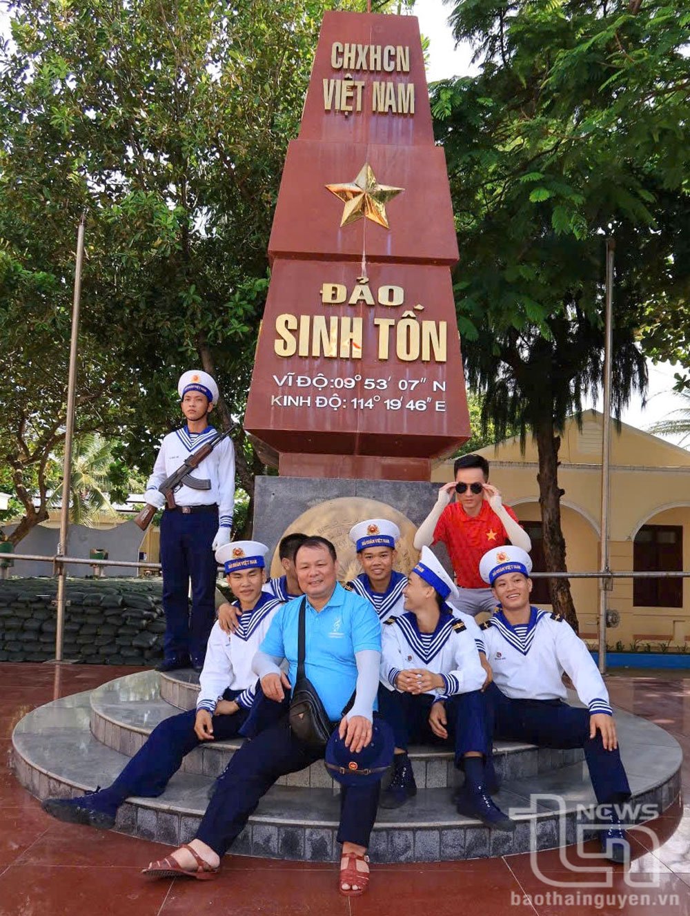 នៅឯព្រឹត្តិការណ៍អធិបតេយ្យភាពនៃកោះ Sinh Ton។
