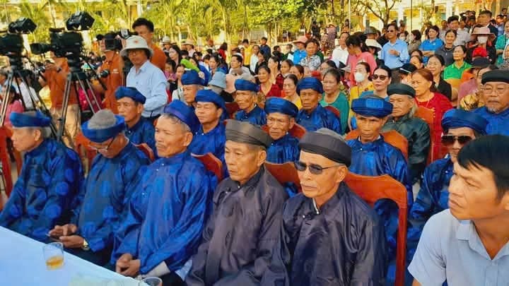 Many farmers from Phu Thinh and Phu Ninh attended the Game show.
