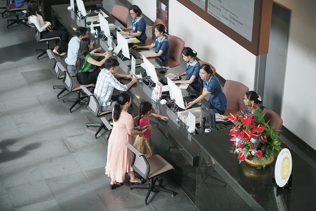 Giảm nỗi lo tài chính với chương trình trả góp dịch vụ y tế tại FV - Ảnh 1.