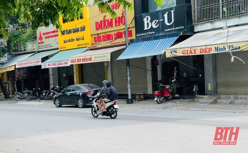 “Áp lực kép”: Hàng loạt hộ kinh doanh cá thể đóng cửa