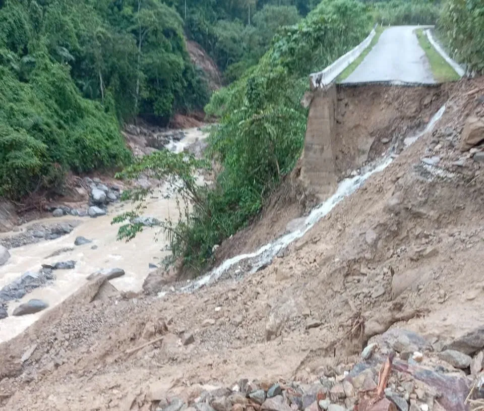 Heavy rain continues to cause landslides in mountainous Nghe An