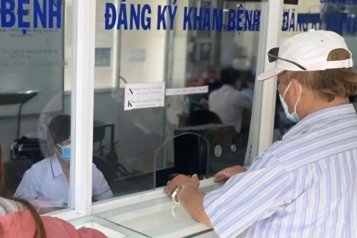 Miễn viện phí: Mong mỏi xóa gánh nặng tiền tạm ứng và khoảng trống bảo hiểm - 3