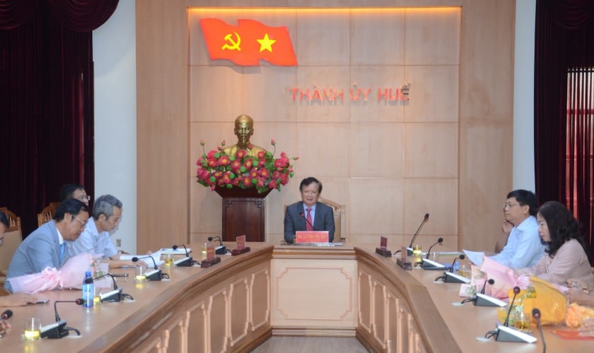 Ông Lê Trường Lưu cho rằng: "Ông Hoàng Đăng Khoa trải qua rất nhiều vị trí công tác; dù ở cương vị nào ông cũng đạt được nhiều kết quả xuất sắc"