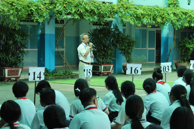 Thi lớp 10 TP.HCM: 'Tuyệt đối chú ý giờ giấc kẻo lỡ dở 9 năm đèn sách' - Ảnh 2.