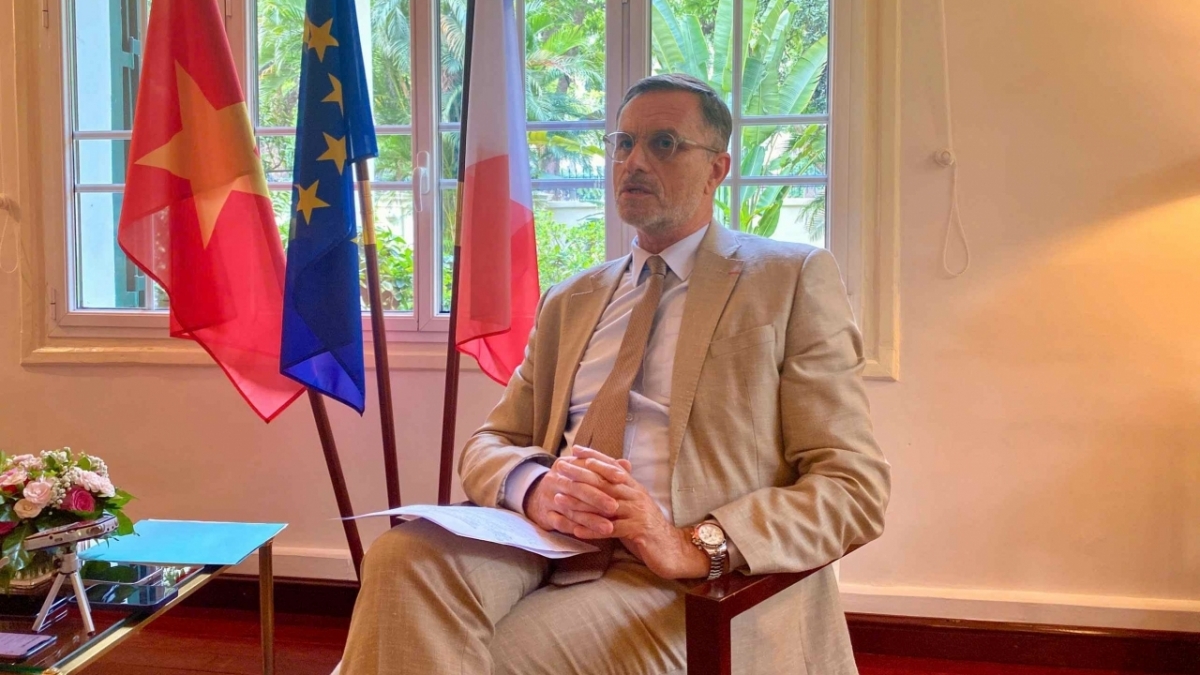Ambassador Olivier Brochet: France and Vietnam have many similar views on ocean issues