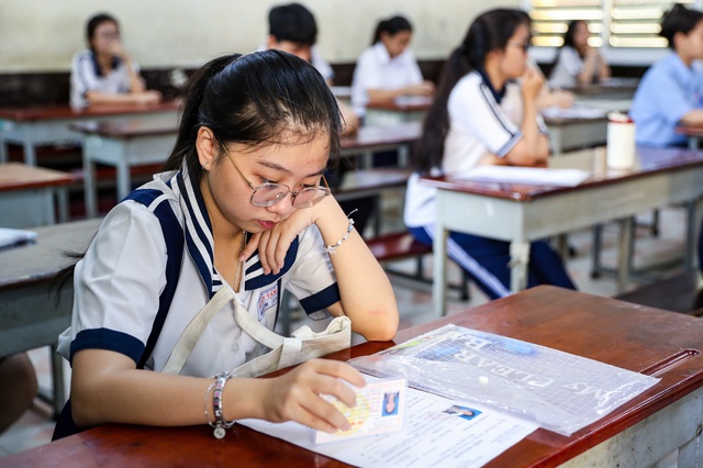 Thi lớp 10: Chín lời khuyên cho học sinh trước khi thi môn văn - Ảnh 1.