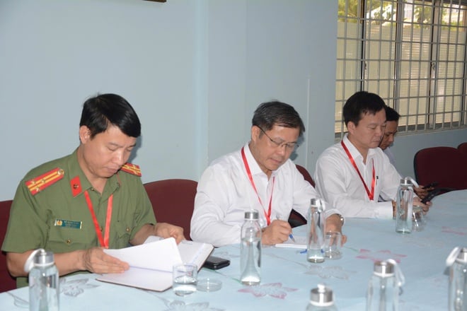 Đà Nẵng siết chặt an ninh kỳ thi tốt nghiệp THPT 2025 để ngăn gian lận công nghệ cao - Ảnh 5.