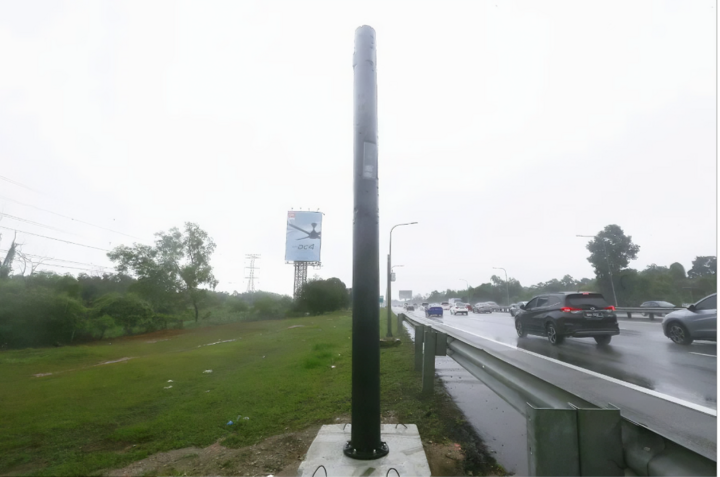 Hệ thống camera được lắp đặt sử dụng công nghệ nhận dạng biển số tự động. (Ảnh: NSTP)