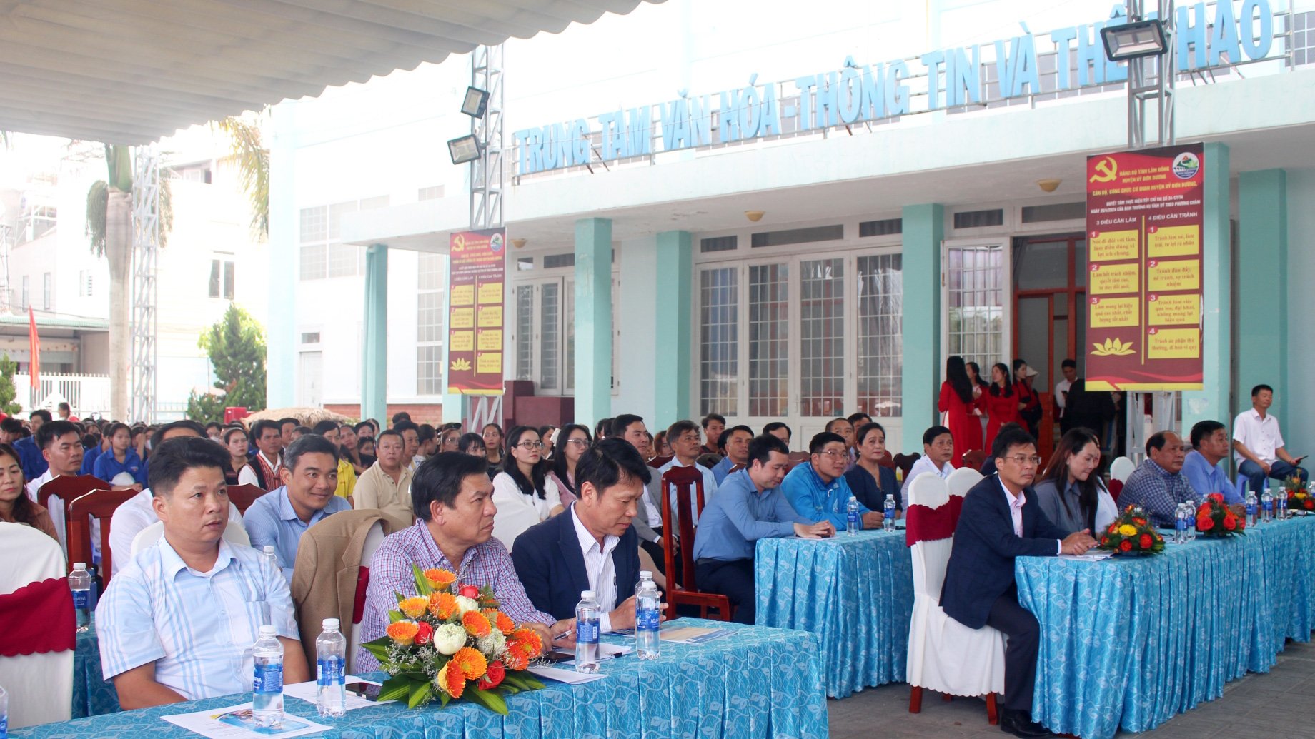 Đại biểu tham dự Lễ phát động