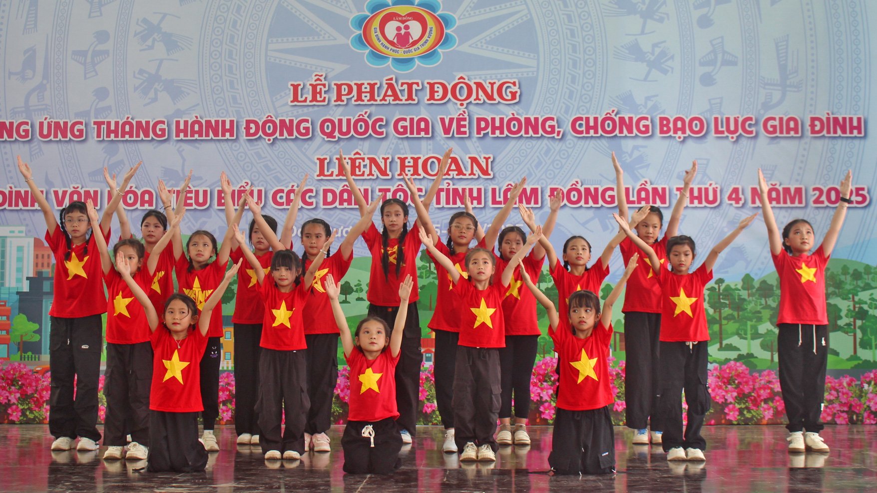 Tiết mục văn nghệ chào mừng