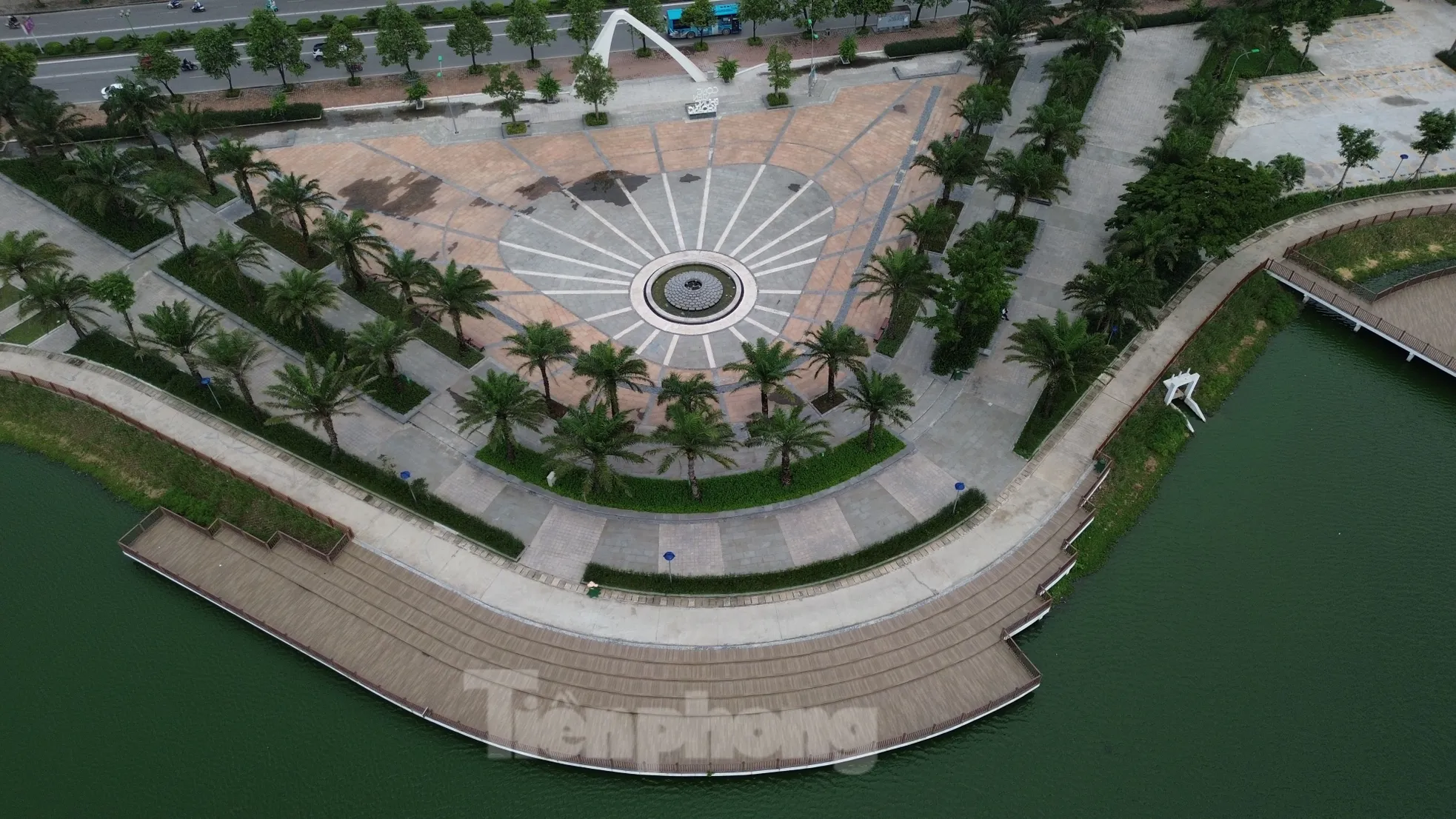 'Roll call' of park projects with violations in Hanoi photo 2