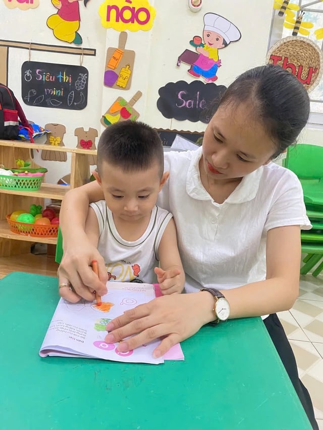 Vụ 3.800 giáo viên hợp đồng theo Nghị định 111: Đồng ý ký hợp đồng 12 tháng- Ảnh 1.