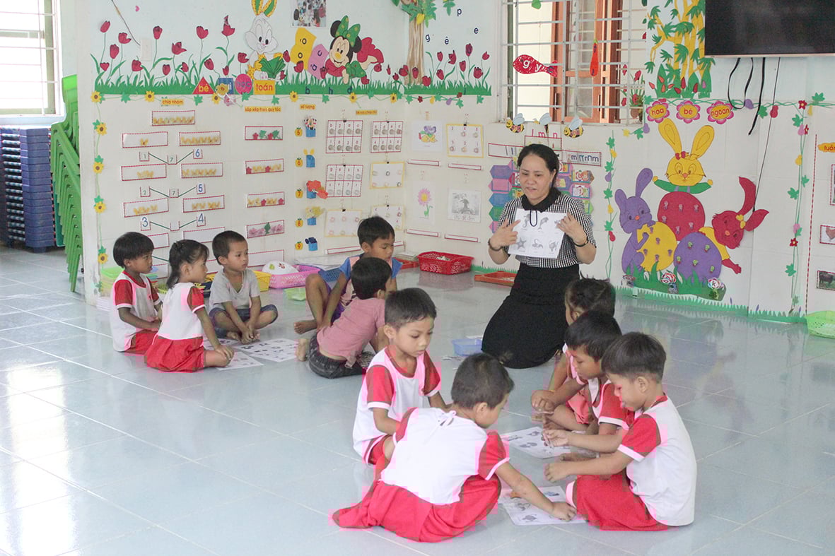 យកចិត្តទុកដាក់លើការបណ្តុះបណ្តាល និងចិញ្ចឹមគ្រូមត្តេយ្យសិក្សា