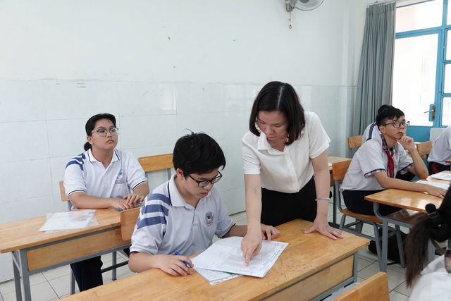Thi lớp 10 TP.HCM: Những lưu ý cần tránh để không bị trừ điểm bài thi - Ảnh 1.