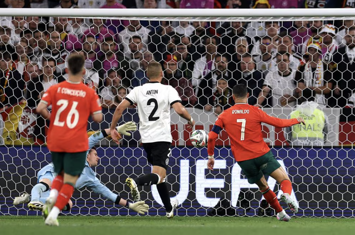 Ronaldo bùng nổ, Bồ Đào Nha loại chủ nhà Đức ở Nations League- Ảnh 8.