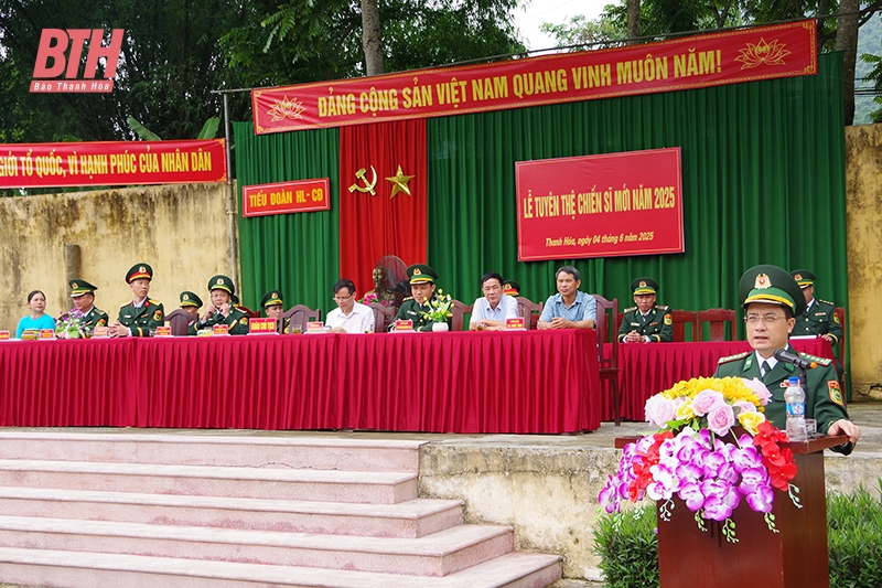 Tuyên thệ chiến sĩ mới
